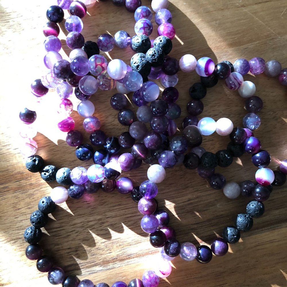 Amethyst Agate Shades of Purple Crystal Beaded Essential Oil Diffusing Bracelet